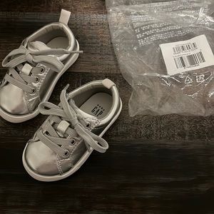Gap - Toddler Metallic Sneakers